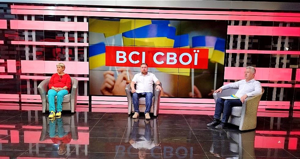 Петро Коржевський взяв участь у ефірі телеканалу «Рівне 1» присвяченому освітянам-переселенцям