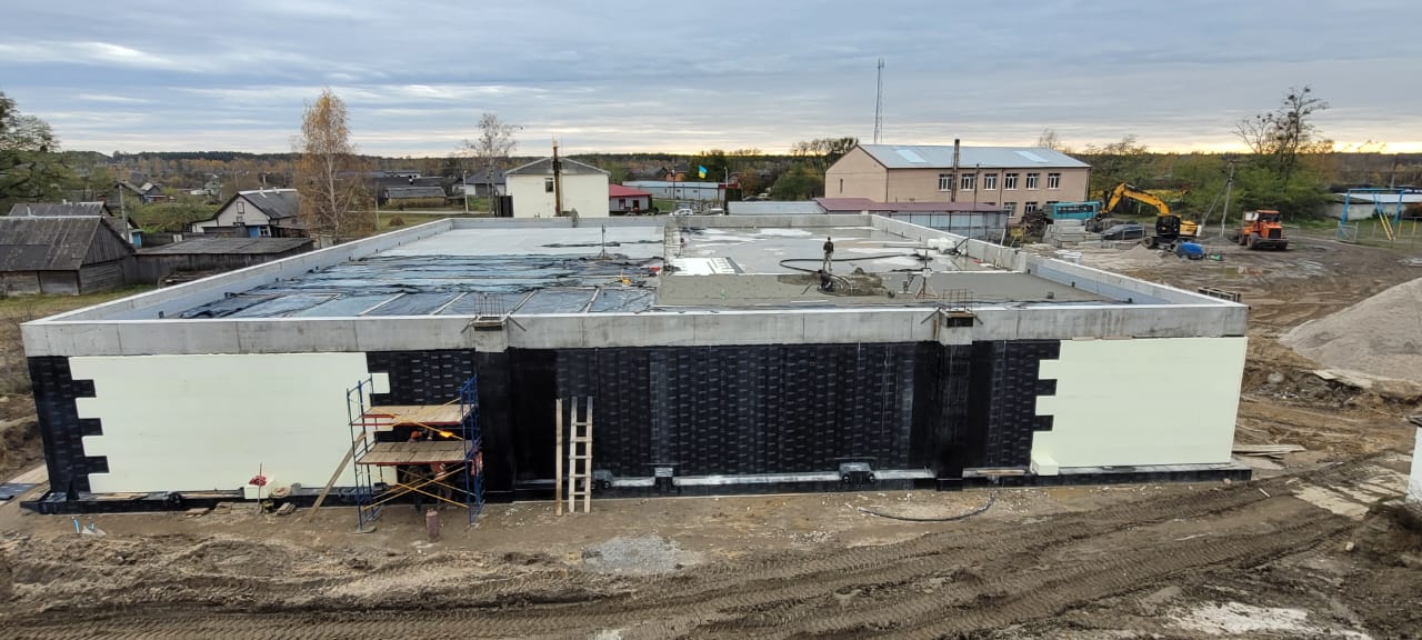 На Рівненщині триває будівництво укриттів у закладах освіти