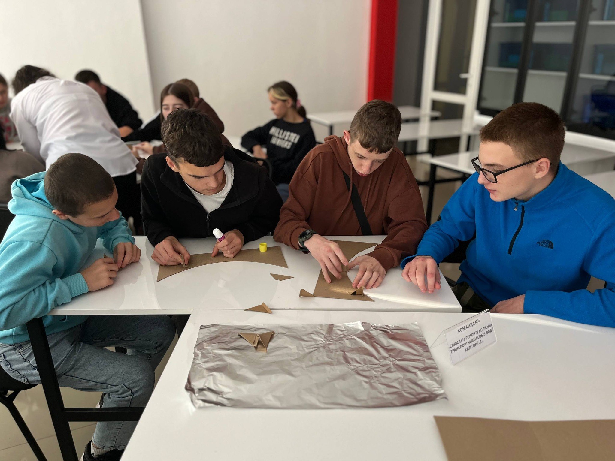 Креатив, технології, командна робота — STEM у профосвіті Рівненщини ☑