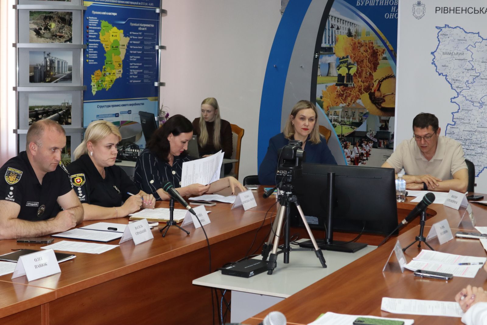 Напередодні літніх канікул на Рівненщині обговорили питання безпеки дітей у закладах освіти та цифровому просторі